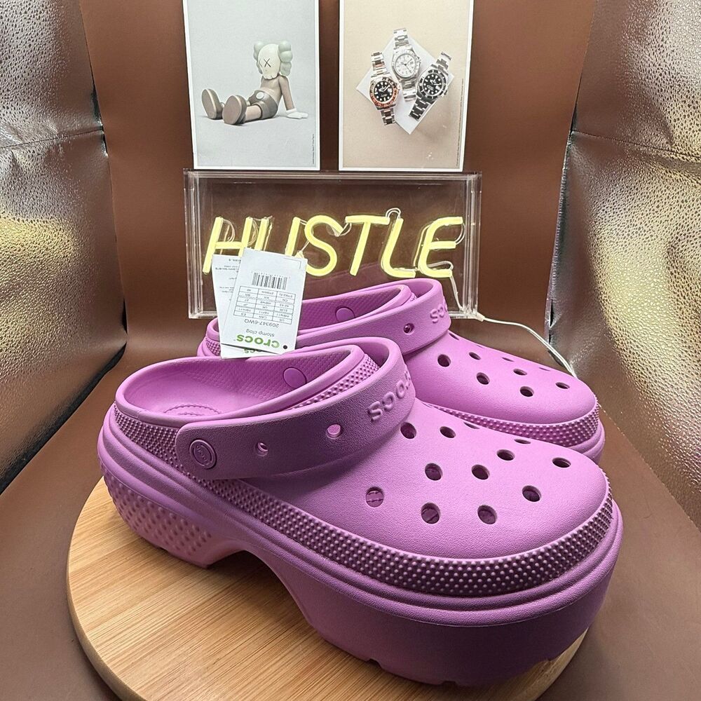 Crocs Stomp Clog Bubble Gum Barbie Pink Women’s Sz 11